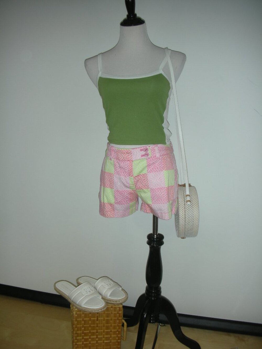 Y2K Green White Colorblock Cami Tank Top Adjustable Straps Stretch Fitted Crop S